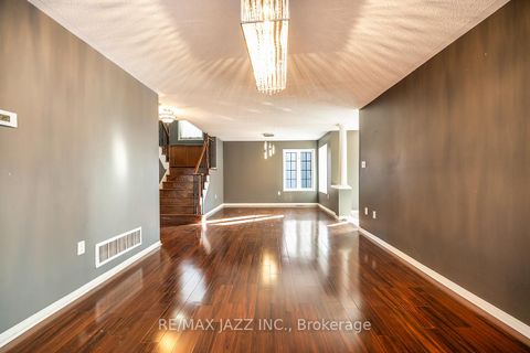 Photo 10 at 1238 Oakhill Avenue, Taunton, Oshawa