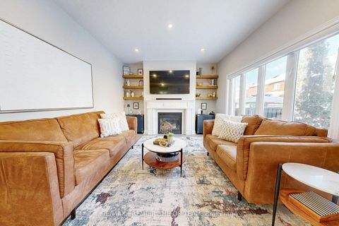 Photo 14 at 96 Saint Victor Drive, Vellore Village, Vaughan