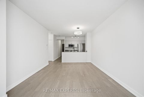 Photo 14 at 3202 - 35 Mariner Terrace, Waterfront Communities C1, Toronto