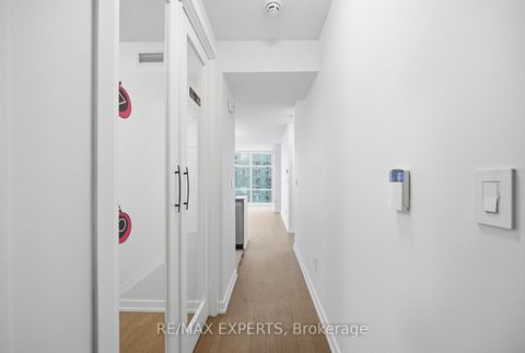 Photo 19 at 3202 - 35 Mariner Terrace, Waterfront Communities C1, Toronto