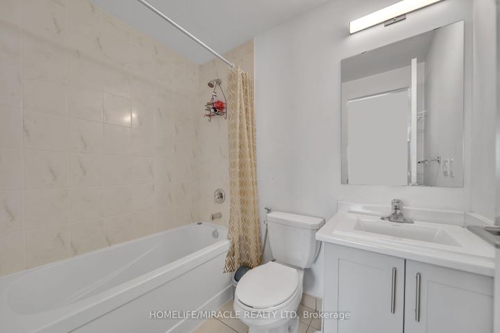 Photo 22 at 230 - 1062 Douglas McCurdy Common N, Lakeview, Mississauga