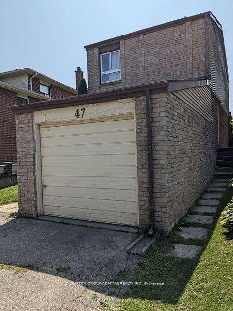 Photo 1 at 47 Riviera Drive, Glen Shields, Vaughan