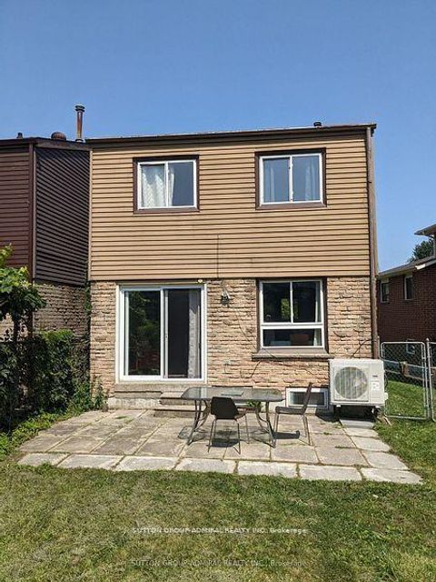 Photo 17 at 47 Riviera Drive, Glen Shields, Vaughan