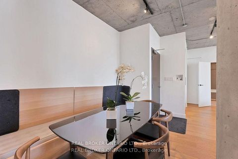 Photo 10 at 603 - 42 Camden Street, Waterfront Communities C1, Toronto