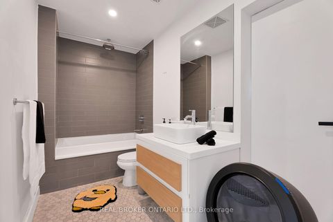 Photo 20 at 603 - 42 Camden Street, Waterfront Communities C1, Toronto