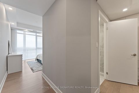 Photo 15 at 1114 - 99 The Donway W, Don Mills, Toronto