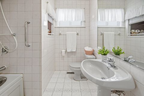 Photo 25 at 7 Pettit Drive, Richview, Toronto