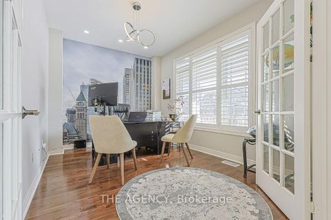 Photo 3 at 48 Tonner Crescent, Bayview Northeast, Aurora