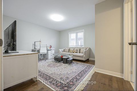 Photo 33 at 48 Tonner Crescent, Bayview Northeast, Aurora