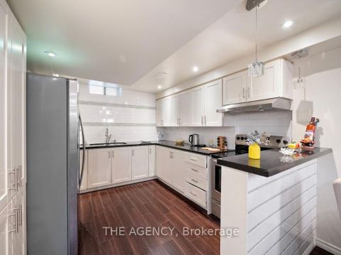 Photo 49 at 48 Tonner Crescent, Bayview Northeast, Aurora