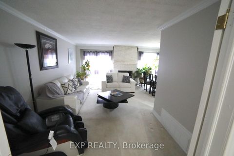 Photo 6 at 88 Valdor Drive, Agincourt North, Toronto