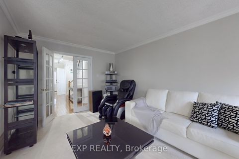 Photo 11 at 88 Valdor Drive, Agincourt North, Toronto