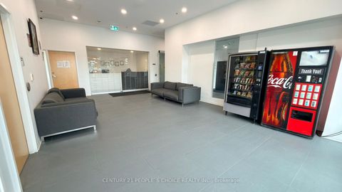 Photo 2 at 827 - 1900 Simcoe Street N, Samac, Oshawa