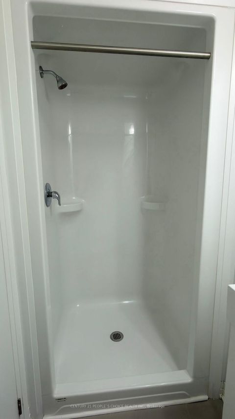 Photo 15 at 827 - 1900 Simcoe Street N, Samac, Oshawa