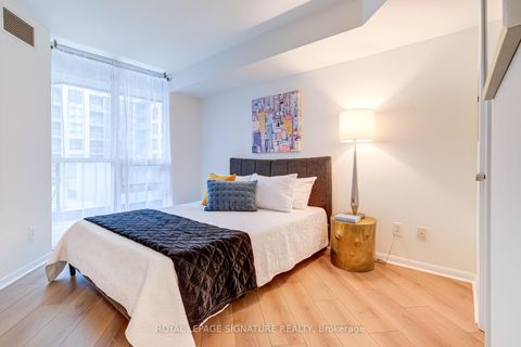 Photo 13 at 304 - 231 Fort York Boulevard, Niagara, Toronto