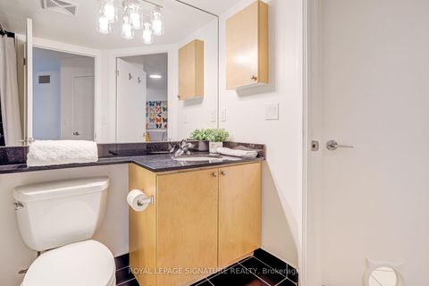 Photo 15 at 304 - 231 Fort York Boulevard, Niagara, Toronto