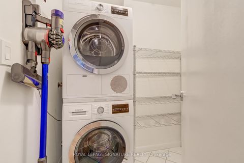 Photo 17 at 304 - 231 Fort York Boulevard, Niagara, Toronto