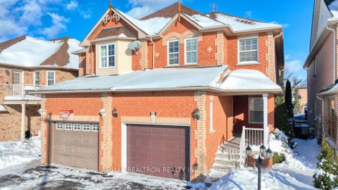 Photo 4 at 89 English Oak Drive, Oak Ridges Lake Wilcox, Richmond Hill