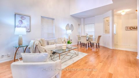 Photo 12 at 89 English Oak Drive, Oak Ridges Lake Wilcox, Richmond Hill