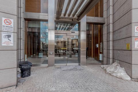 Photo 4 at 511 - 5 Valhalla Inn Road, City Centre West, Toronto