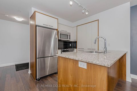 Photo 14 at 511 - 5 Valhalla Inn Road, City Centre West, Toronto