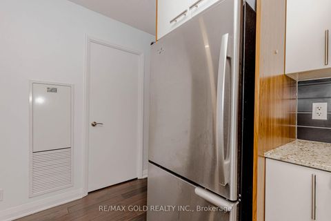 Photo 18 at 511 - 5 Valhalla Inn Road, City Centre West, Toronto