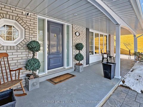 Photo 2 at 211 The Westway, Richview, Toronto