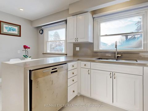 Photo 14 at 211 The Westway, Richview, Toronto