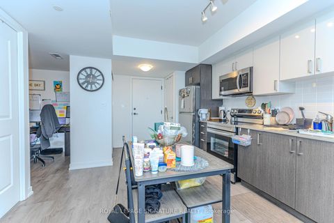 Photo 12 at 813 - 556 Marlee Avenue, Glen Park, Toronto