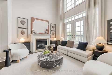 Photo 4 at 21 MACKENZIE'S STAND Avenue, Unionville, Markham