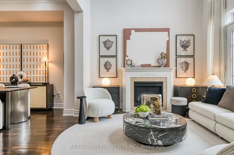 Photo 9 at 21 MACKENZIE'S STAND Avenue, Unionville, Markham