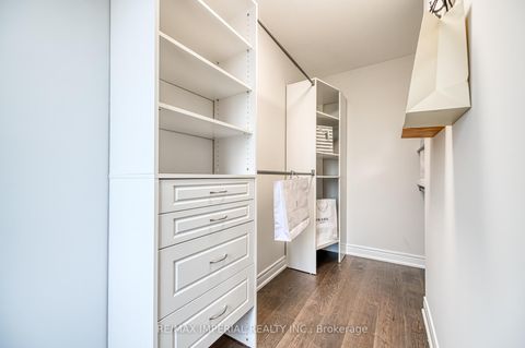 Photo 34 at 21 MACKENZIE'S STAND Avenue, Unionville, Markham