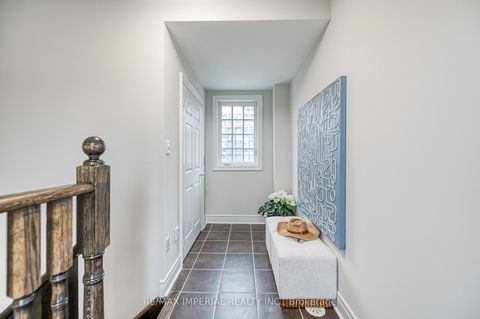 Photo 36 at 21 MACKENZIE'S STAND Avenue, Unionville, Markham