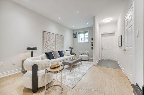 Photo 38 at 21 MACKENZIE'S STAND Avenue, Unionville, Markham