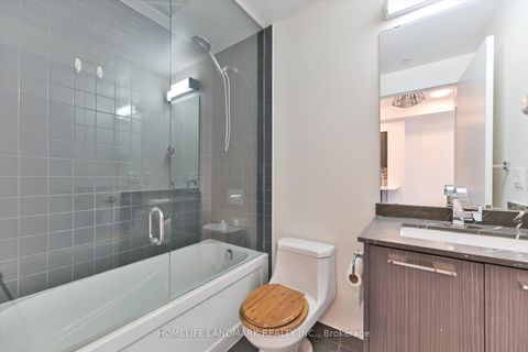 Photo 18 at Lph20 - 9471 Yonge Street, Observatory, Richmond Hill