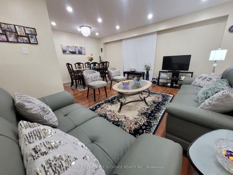 Photo 4 at 96 Trailridge Crescent, Morningside, Toronto