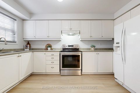 Photo 8 at 10 Pascoe Drive, Cornell, Markham