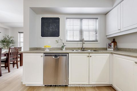 Photo 9 at 10 Pascoe Drive, Cornell, Markham