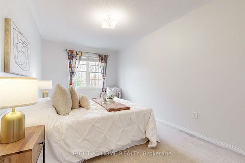 Photo 22 at 10 Pascoe Drive, Cornell, Markham