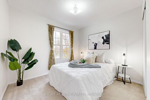 Photo 24 at 10 Pascoe Drive, Cornell, Markham