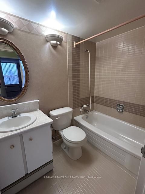 Photo 5 at 507 - 10 Fashion Roseway, Willowdale East, Toronto