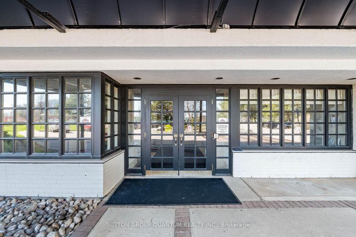 Photo 3 at Ph04 - 1360 Rathburn Road E, Rathwood, Mississauga