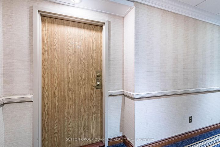 Photo 6 at Ph04 - 1360 Rathburn Road E, Rathwood, Mississauga