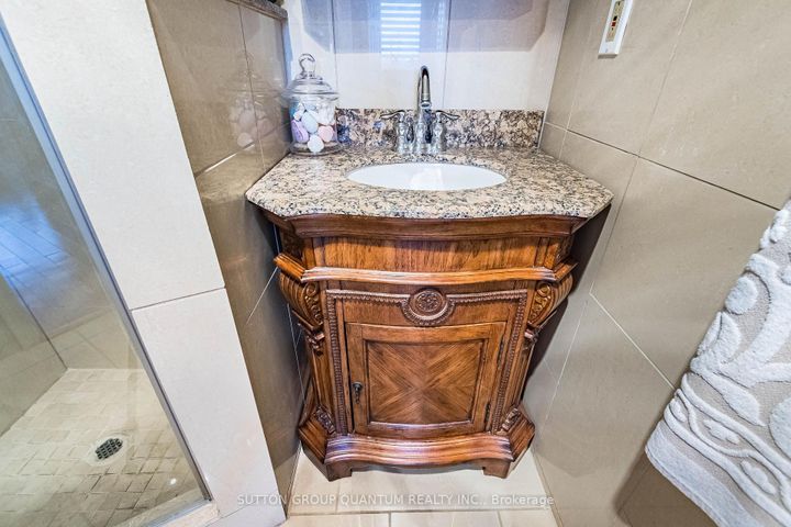 Photo 30 at Ph04 - 1360 Rathburn Road E, Rathwood, Mississauga