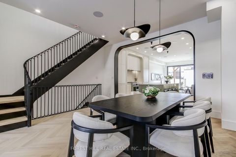 Photo 6 at 21 Foxley Street, Bellwoods, Toronto