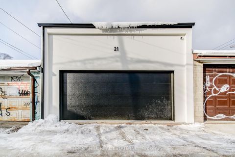 Photo 42 at 21 Foxley Street, Bellwoods, Toronto