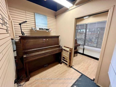 Photo 2 at 372 - 4438 Sheppard Avenue E, Malvern West, Toronto