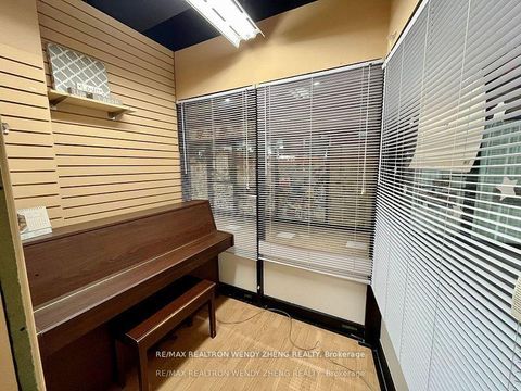 Photo 3 at 372 - 4438 Sheppard Avenue E, Malvern West, Toronto