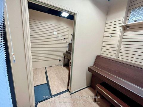 Photo 4 at 372 - 4438 Sheppard Avenue E, Malvern West, Toronto