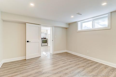 Photo 24 at 24 Evanston Drive, Bathurst Manor, Toronto